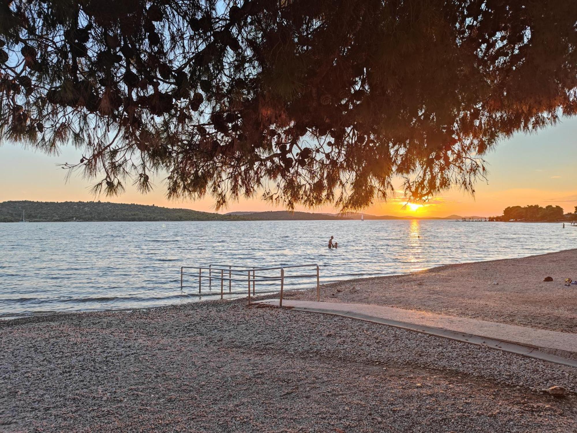Vila Sentio Mare-Apartments Livaic Zeljko Pirovac Zewnętrze zdjęcie